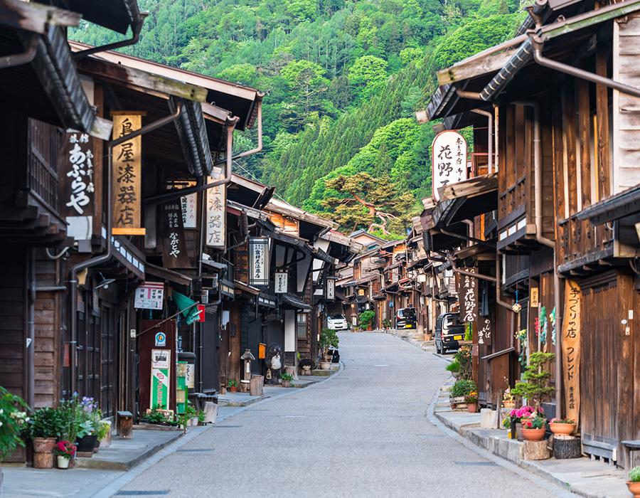 初夏-奈良井宿（傳統建築的國家選擇保護區）　写真